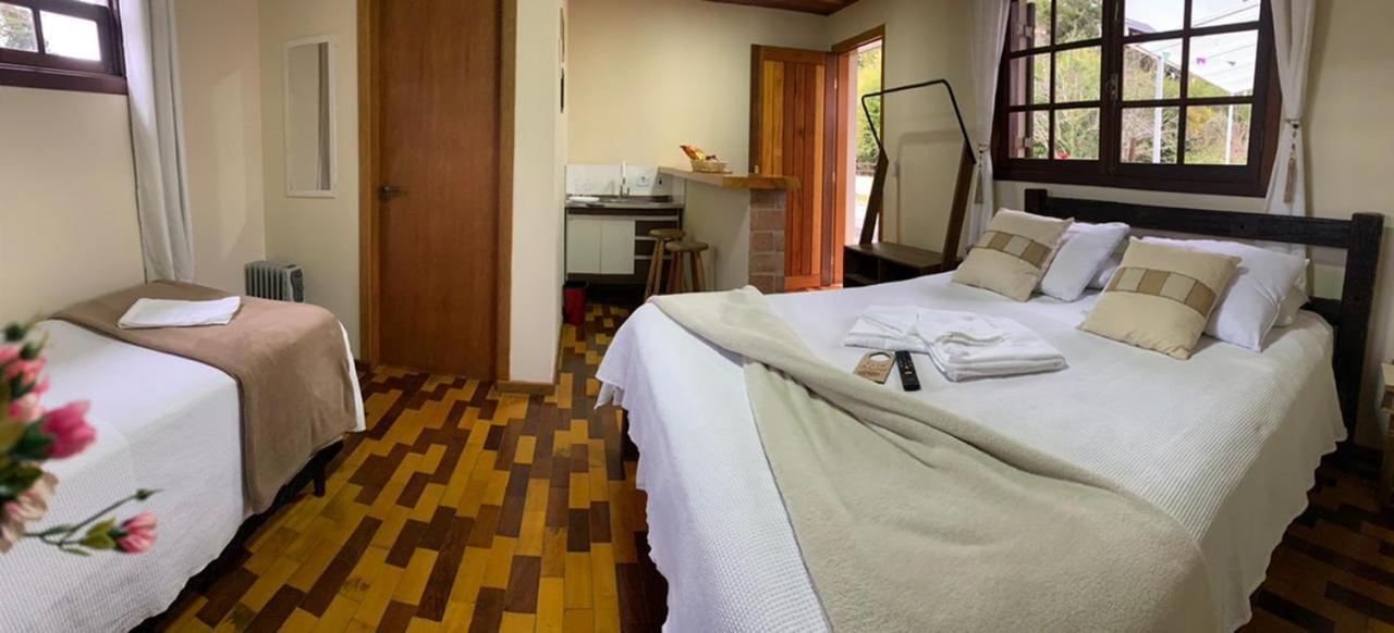 Quarto Triplo Luxo